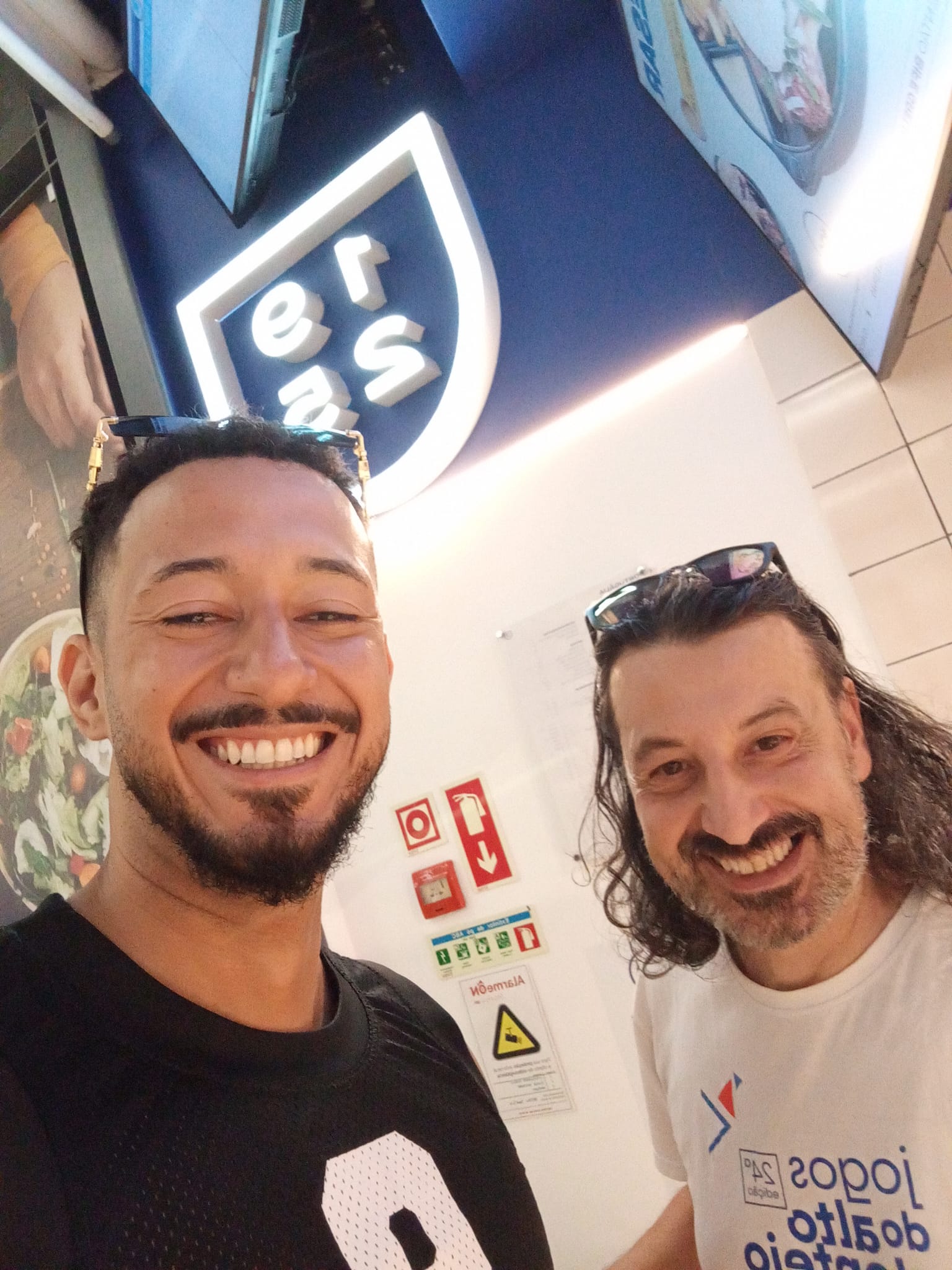 Fotografia do gajo com o João Guilherme em Castelo Branco